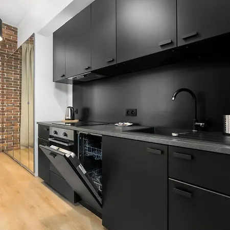 Mtp Chelmonskiego By Renters Appartamento Poznań