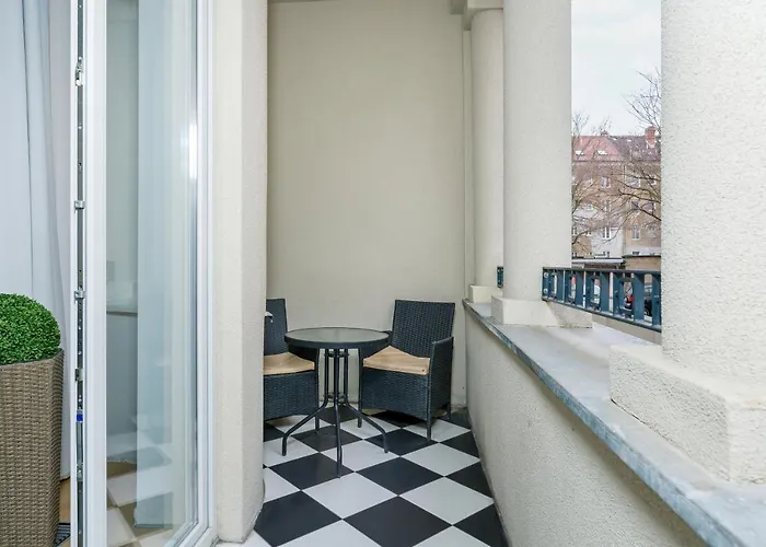 Mtp Chelmonskiego By Renters Познань