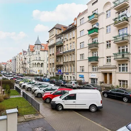 Mtp Chelmonskiego By Renters *