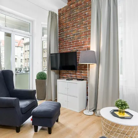 Mtp Chelmonskiego By Renters *